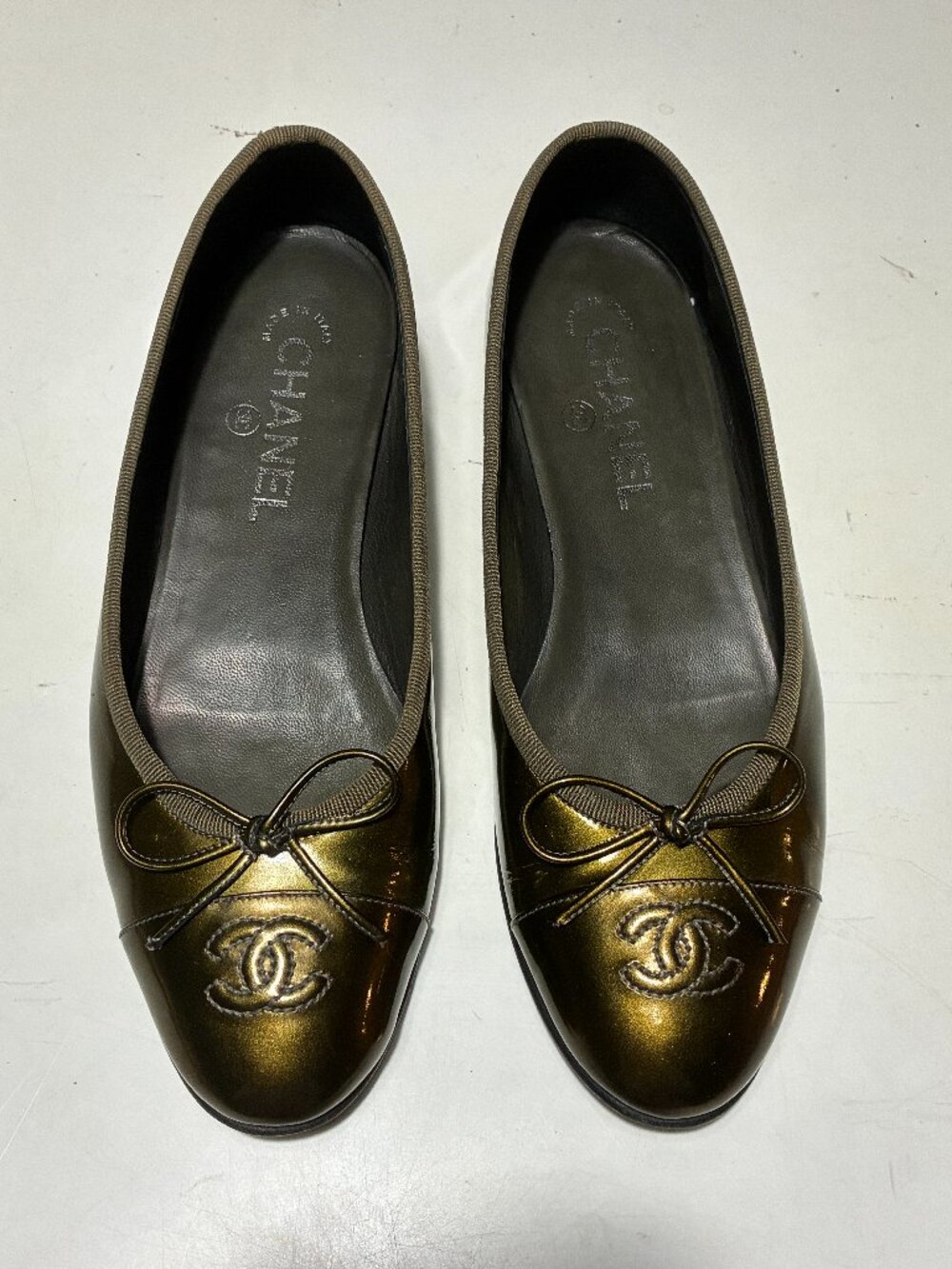 Chanel Olive Green Patent Ballet Flats 37